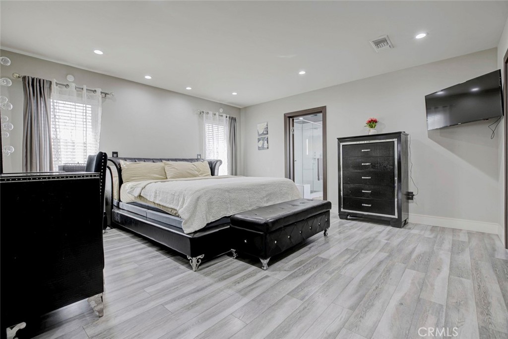 813 South Spruce Street Montebello, CA 90640 - Photo 30 of 58