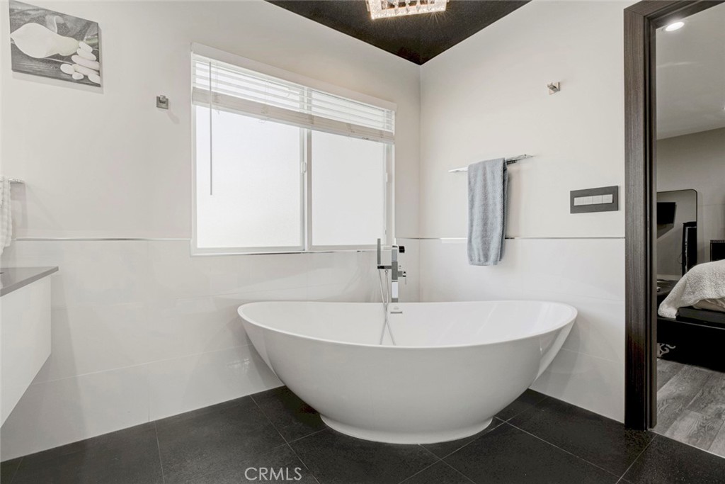 813 South Spruce Street Montebello, CA 90640 - Photo 35 of 58