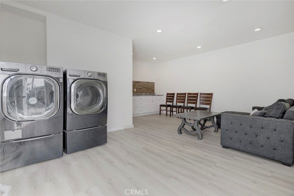 813 South Spruce Street Montebello, CA 90640 - Photo 43 of 58