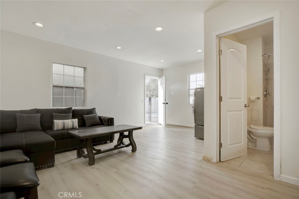 813 South Spruce Street Montebello, CA 90640 - Photo 46 of 58