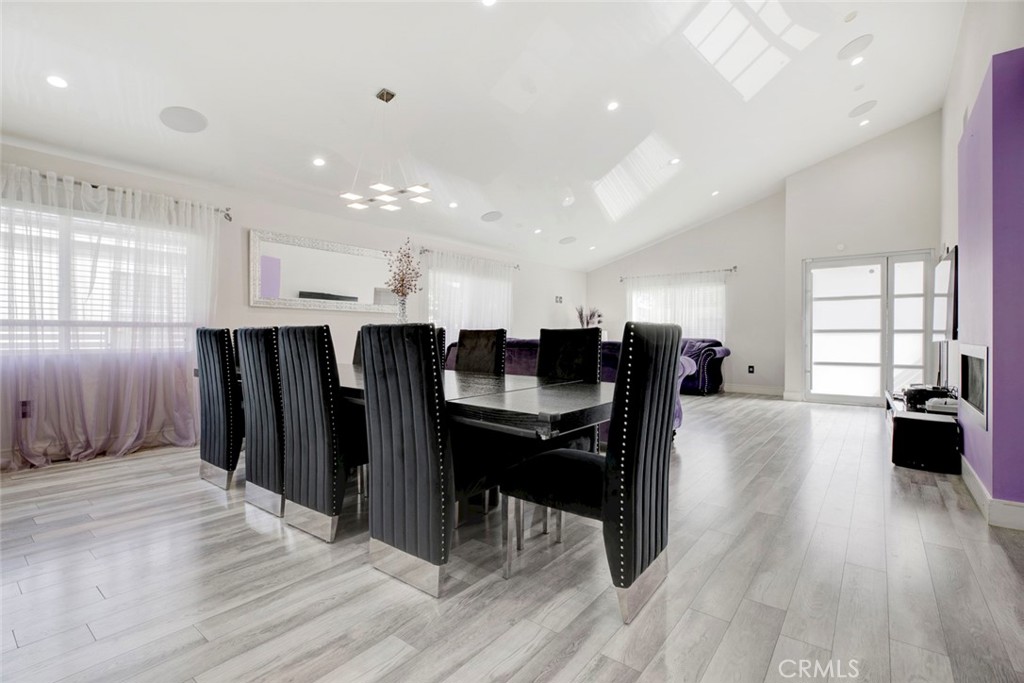 813 South Spruce Street Montebello, CA 90640 - Photo 9 of 58