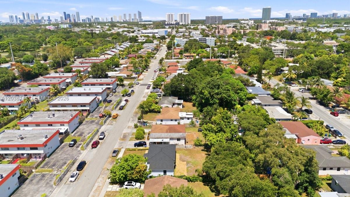 1480 Northeast 150th Street Miami, FL 33161 - Photo 30 of 30