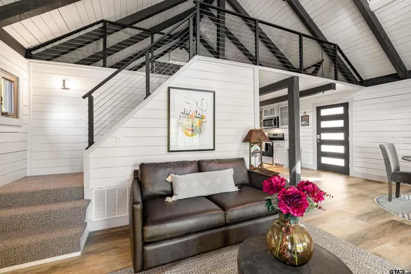 $550,000 | 358 County Road 2610, Pittsburg, TX 75686
