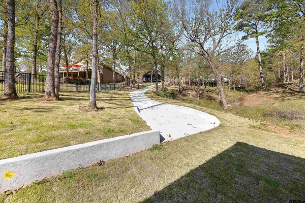 $550,000 | 358 County Road 2610, Pittsburg, TX 75686