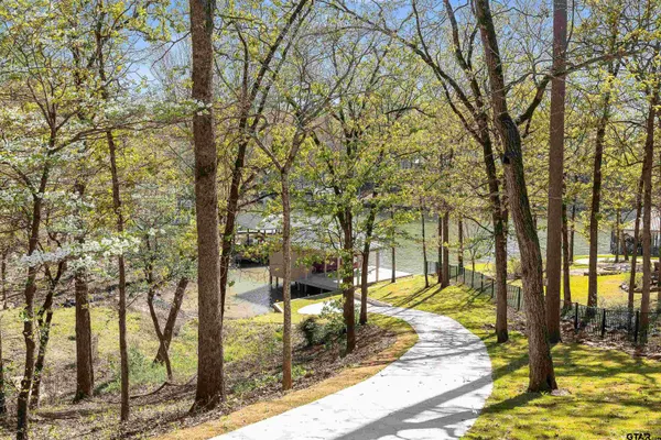 $550,000 | 358 County Road 2610, Pittsburg, TX 75686