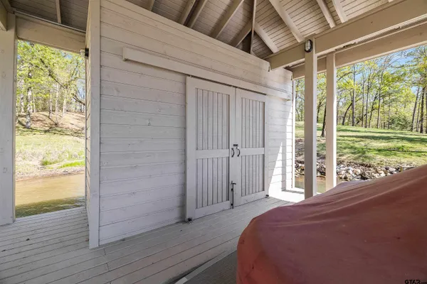 $550,000 | 358 County Road 2610, Pittsburg, TX 75686