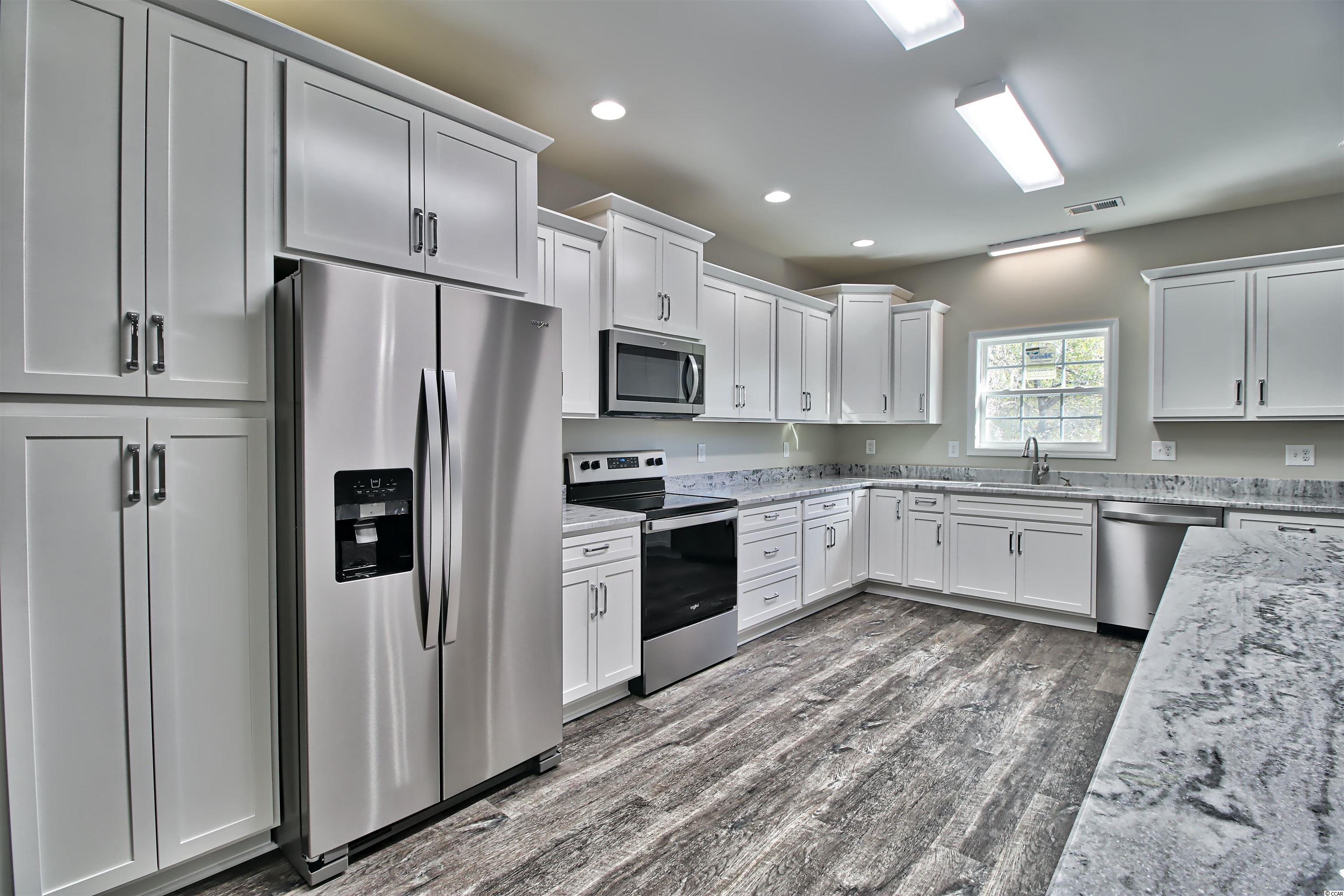4278 Black Island Road Galivants Ferry, SC 29544 - Photo 4 of 37 Gallery Image 4