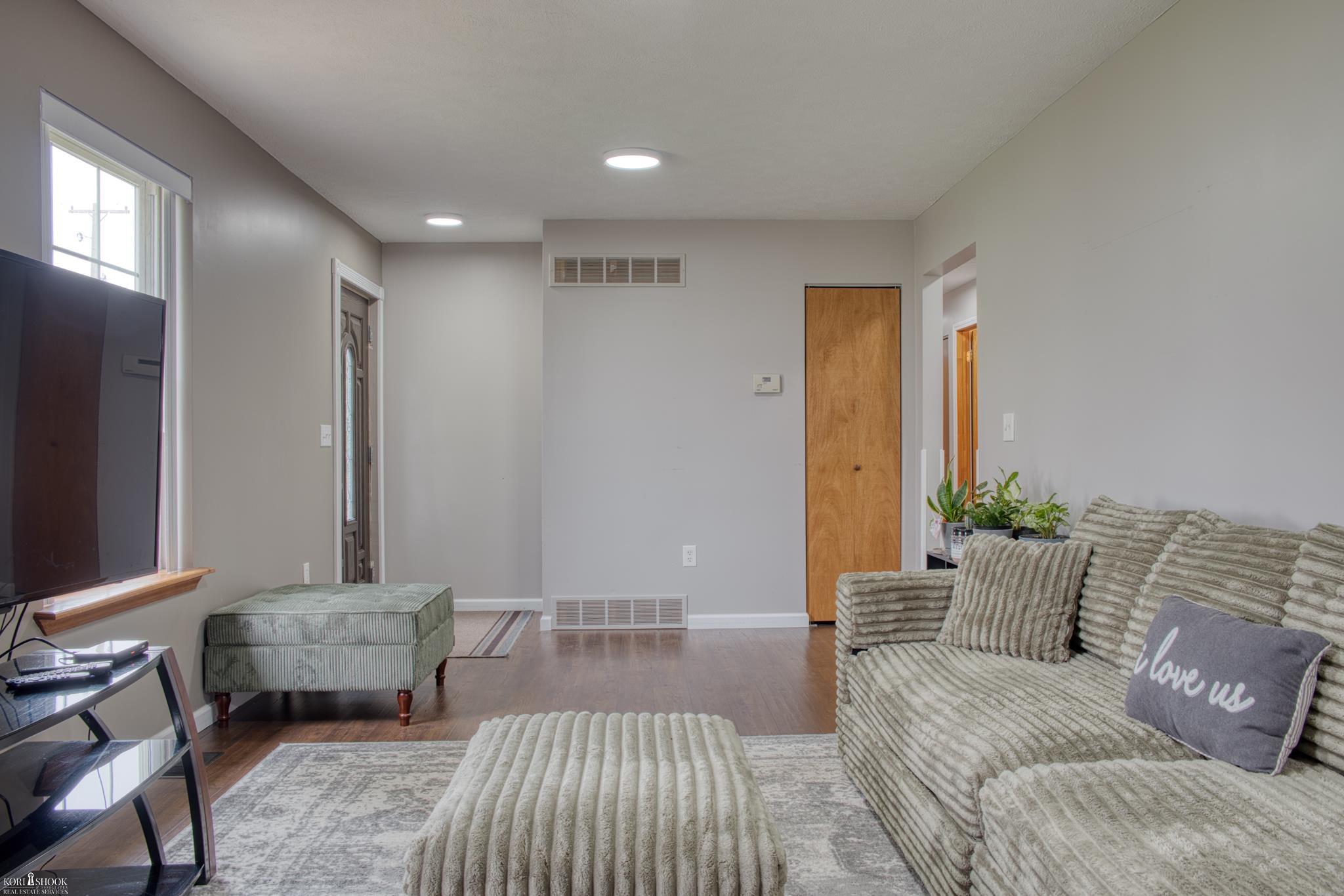 1772 Notnagle Road Owosso, MI 48867 - Photo 11 of 47