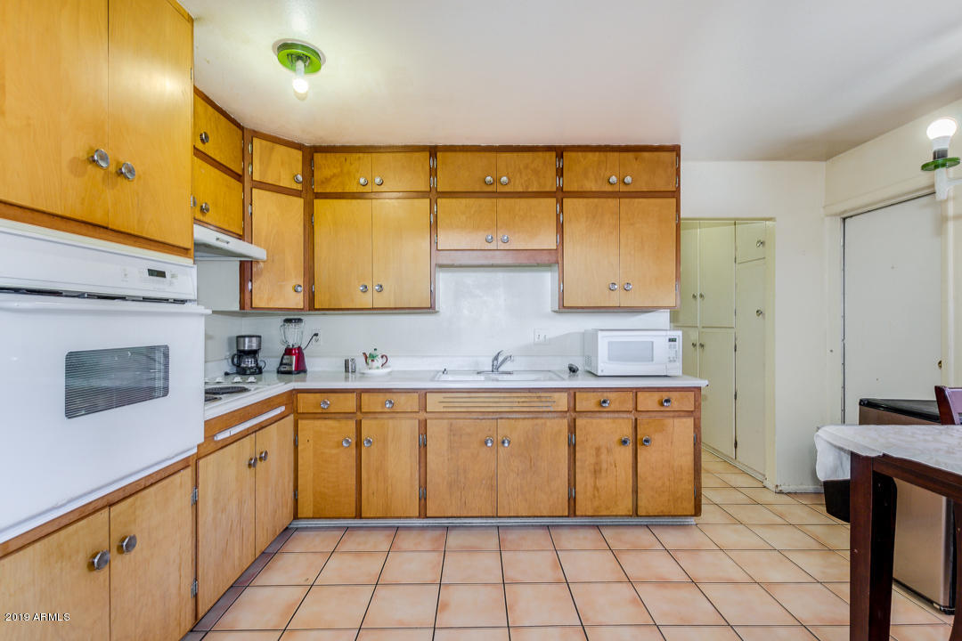 3802 West Ocotillo Road Phoenix, AZ 85019 - Photo 5 of 9 11-Ocotillo