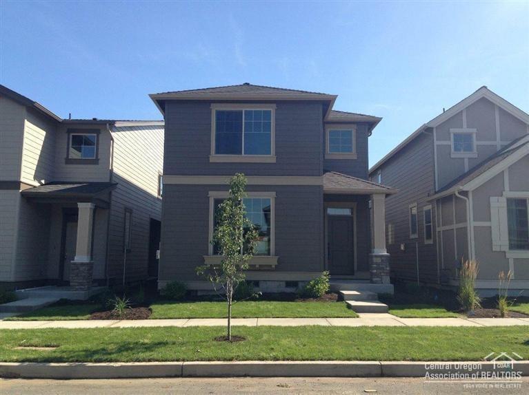 20949 Sotra Loop Bend, OR 97702 - Photo 14 of 24 Picture of similar home, same floor plan
