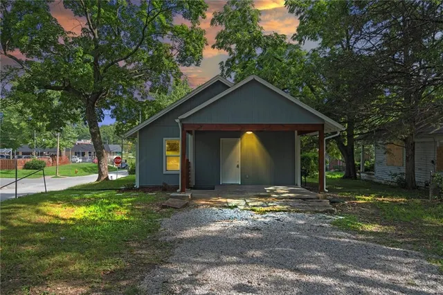 $129,900 | 301 East Fair Street, Independence, MO 64055