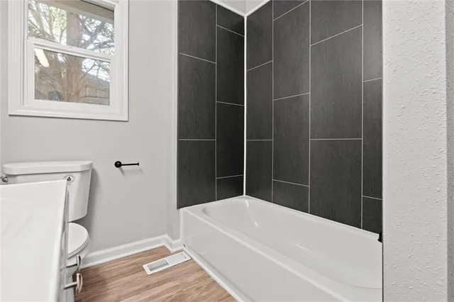 $129,900 | 301 East Fair Street, Independence, MO 64055