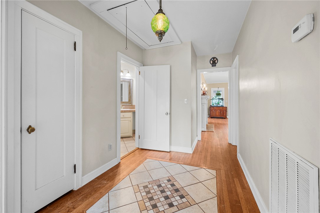 709 West Main Street Pickens, SC 29671 - Photo 18 of 45