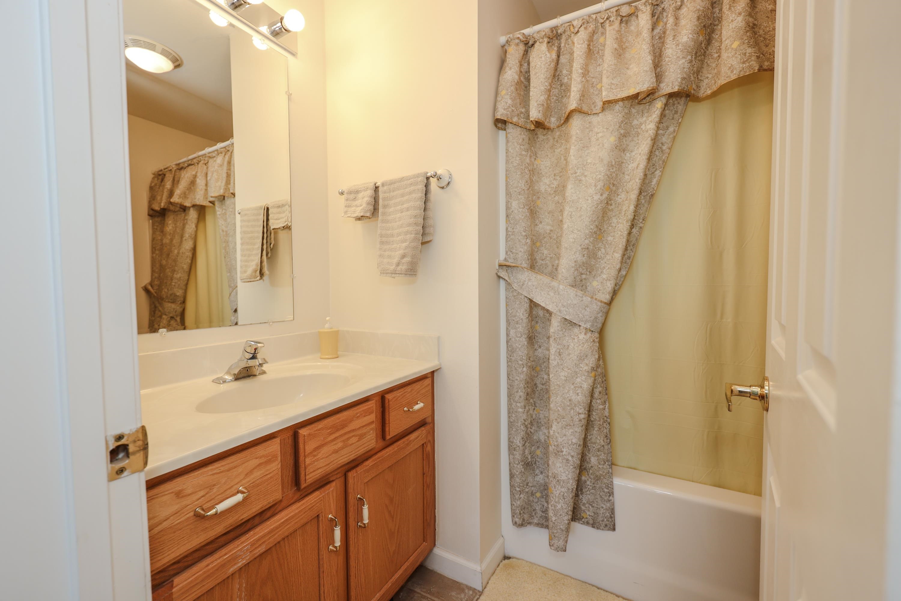 22 Cornerstone Road Northfield, NH 03276 - Photo 23 of 40