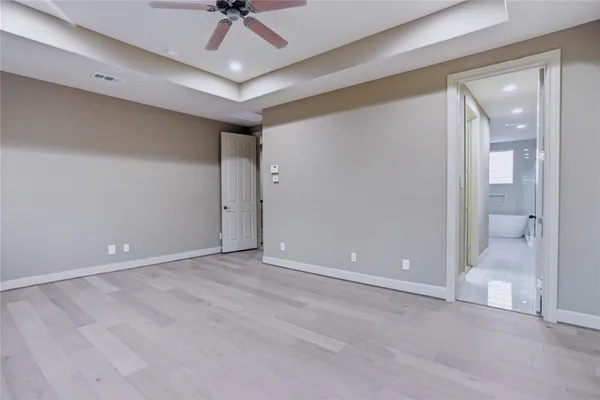 $3,180 | 1603 West 14th Street, Houston, TX 77008
