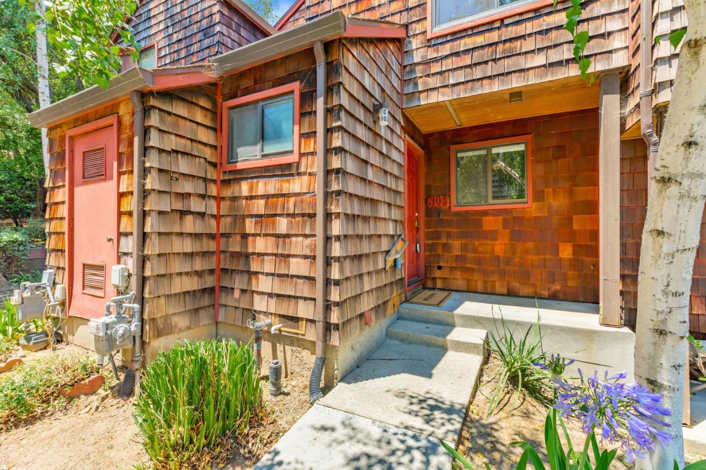 1555 Hecker Pass Road, Unit C103 Gilroy, CA 95020 - Photo 2 of 35 Gallery Image 2