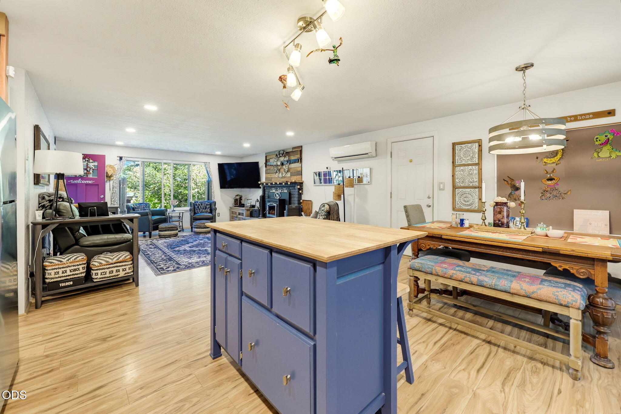 2282 Stringer Gap Road Grants Pass, OR 97527 - Photo 11 of 61 Gallery Image 11