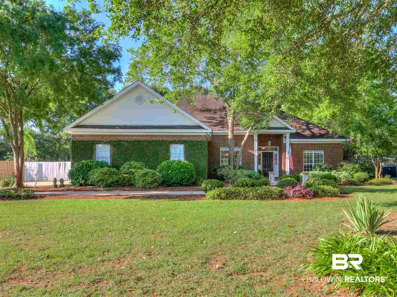 9886 Merritt Court Fairhope, AL 36532 - Photo 2 of 39 9886 Merritt Court