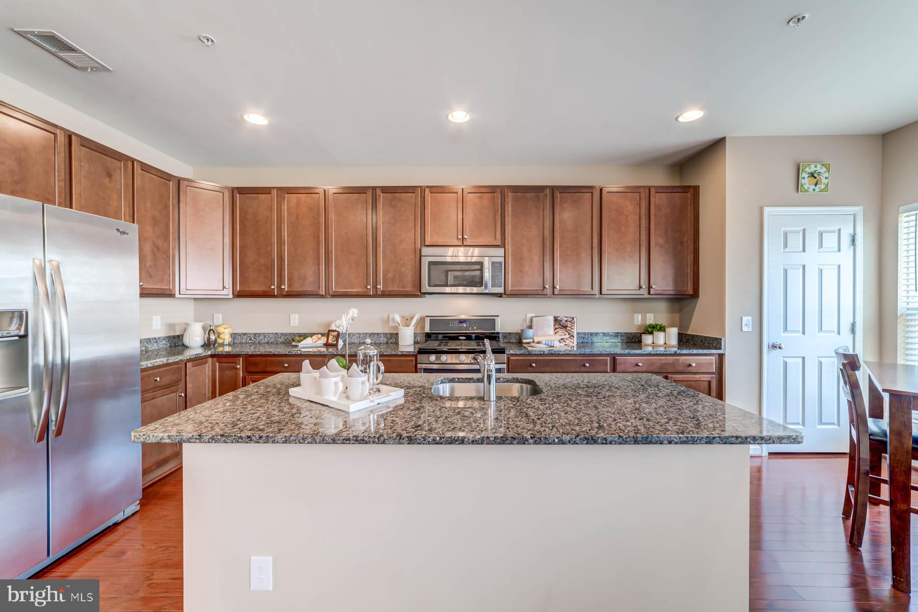 3060 Rittenhouse Circle, Unit 56 Fairfax, VA 22031 - Photo 7 of 35