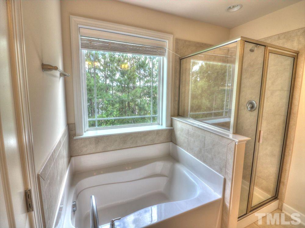 2402 Pecan Ridge Way Apex, NC 27502 - Photo 6 of 11 Gallery Image 6