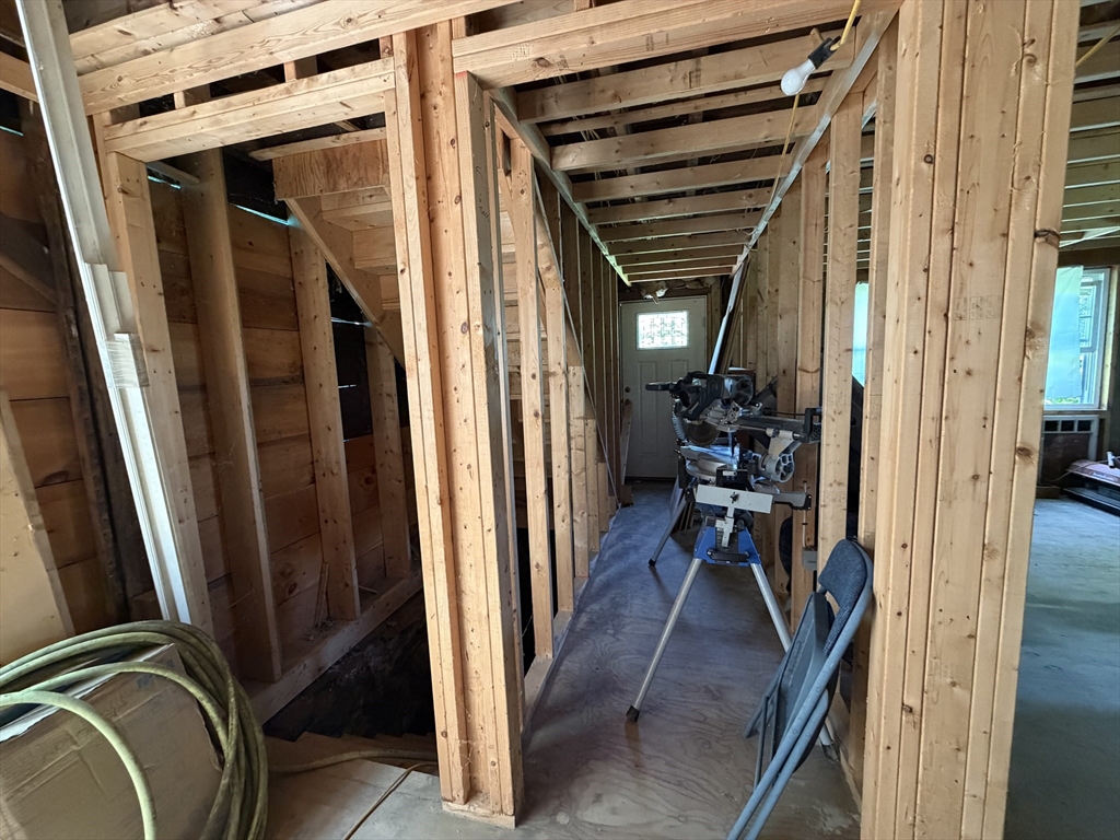 101 Howe Street East Brookfield, MA 01515 - Photo 15 of 19