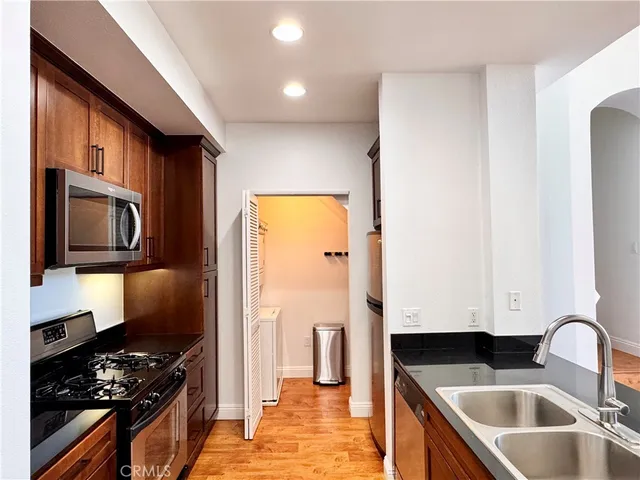 $3,699 | 2423 Scholarship, Irvine, CA 92612