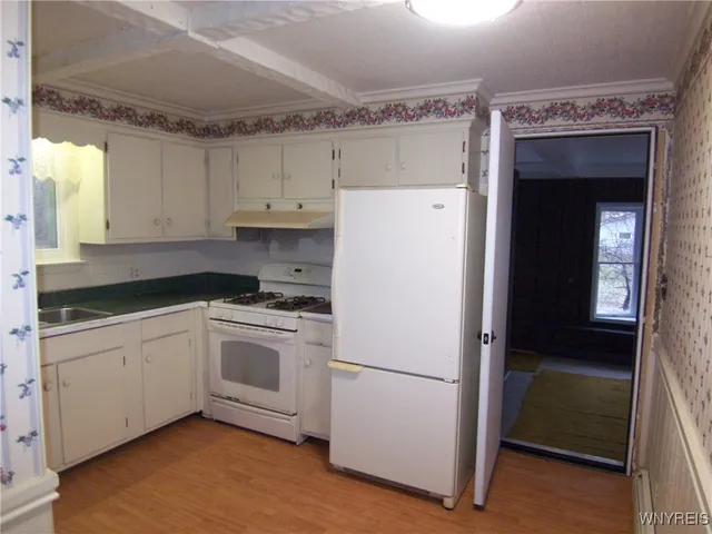 $199,900 | 8 Lawrence Avenue, Pembroke, NY 14036