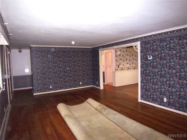 $199,900 | 8 Lawrence Avenue, Pembroke, NY 14036