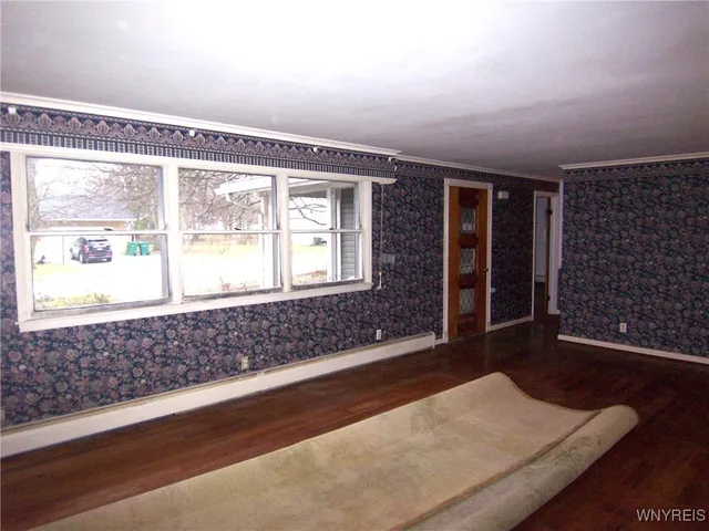 $199,900 | 8 Lawrence Avenue, Pembroke, NY 14036