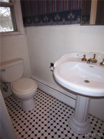 $199,900 | 8 Lawrence Avenue, Pembroke, NY 14036