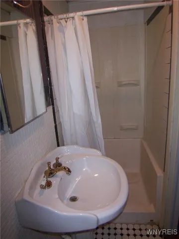 $199,900 | 8 Lawrence Avenue, Pembroke, NY 14036