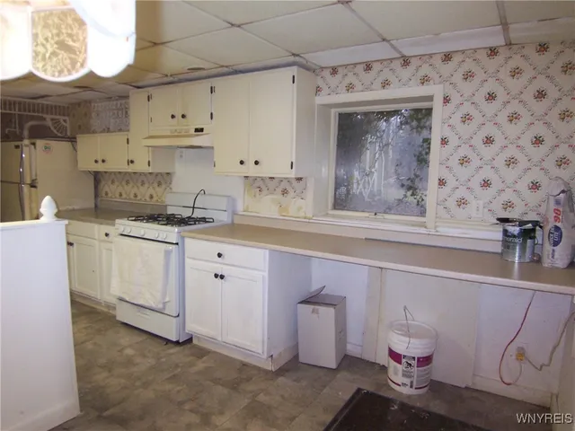 $199,900 | 8 Lawrence Avenue, Pembroke, NY 14036