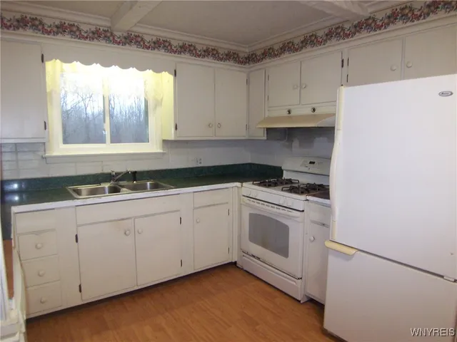 $199,900 | 8 Lawrence Avenue, Pembroke, NY 14036