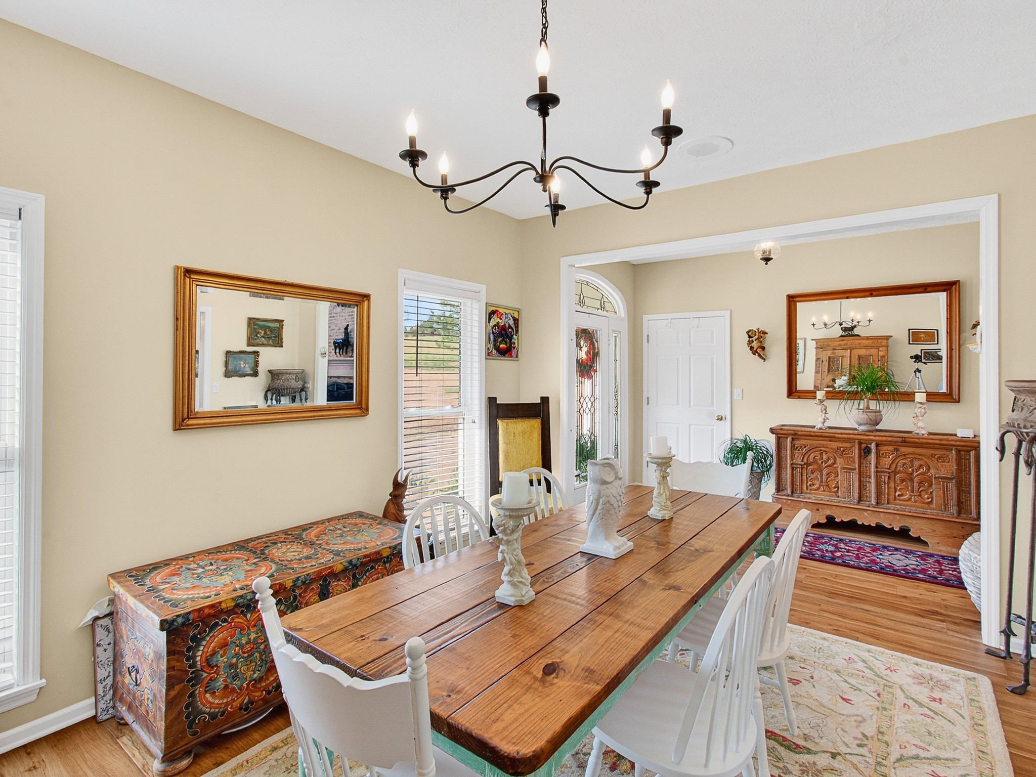 129 Leland Road Summertown, TN 38483 - Photo 29 of 81 a living room with furniture a flat screen tv and a table