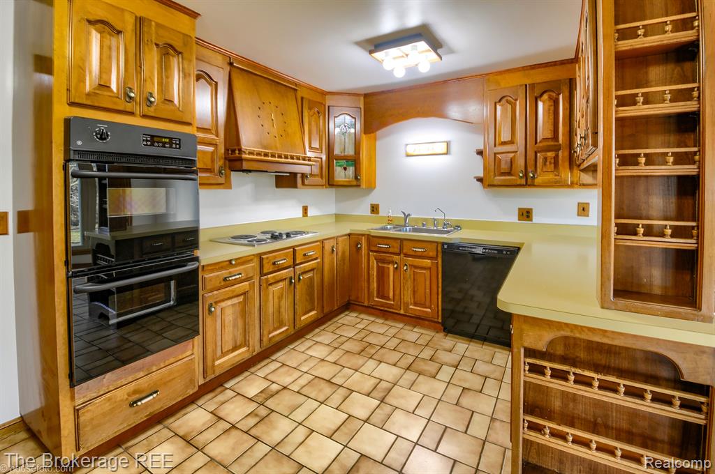 3714 Lum Road Attica, MI 48412 - Photo 16 of 89