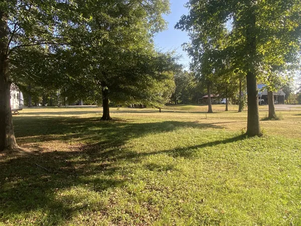 $60,000 | 442 Duck Blind Road, Clifton, TN 38425