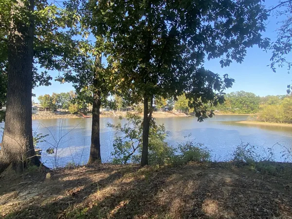 $60,000 | 442 Duck Blind Road, Clifton, TN 38425