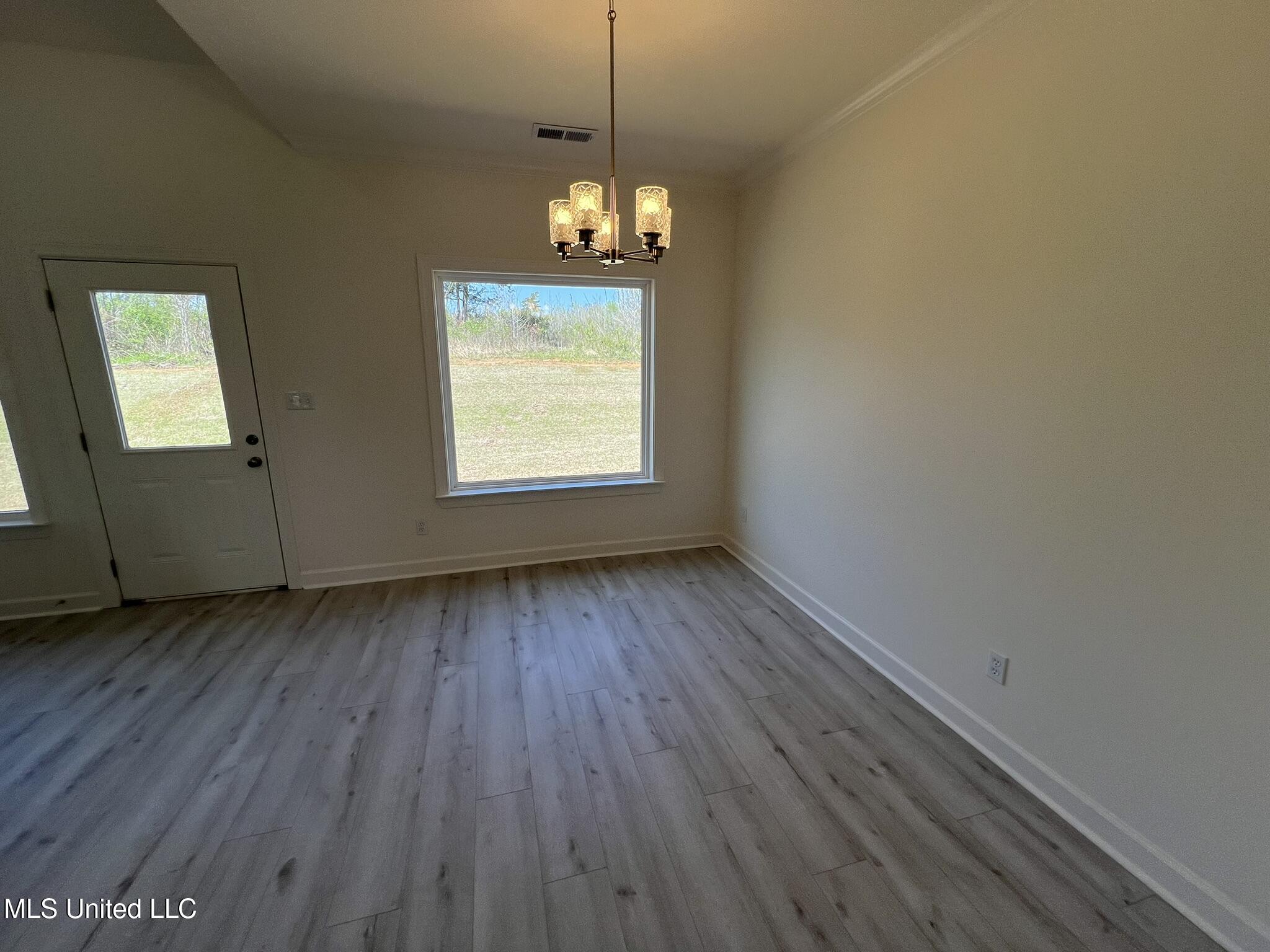 290 Poplar Lane Holly Springs, MS 38635 - Photo 11 of 29 IMG_3181