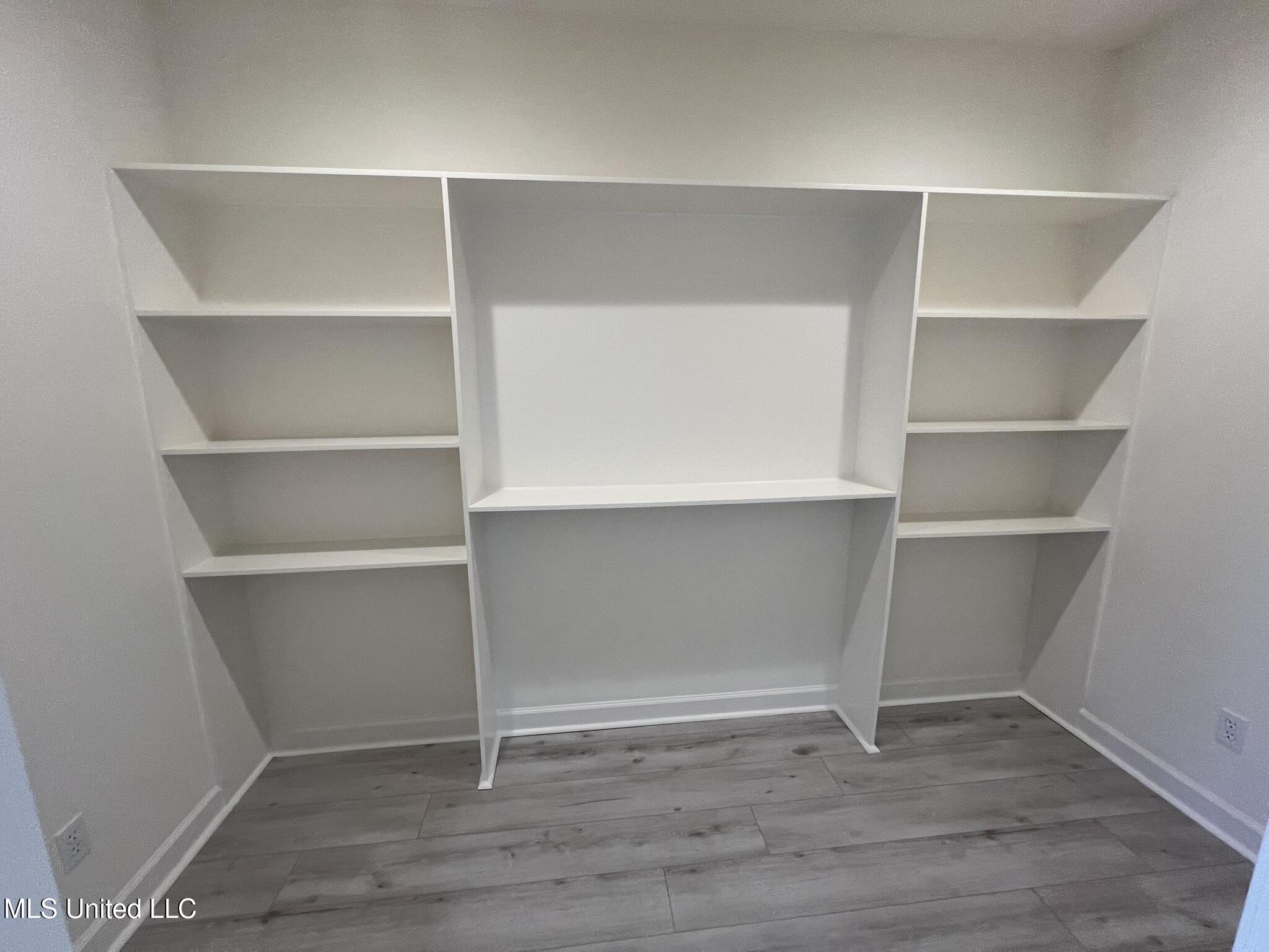 290 Poplar Lane Holly Springs, MS 38635 - Photo 14 of 29 IMG_3184