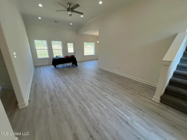 $450,000 | 290 Poplar Lane, Holly Springs, MS 38635