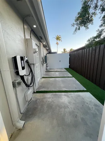 $1,400 | 15426 Southwest 168th Terrace, Unit 2, Miami, FL 33187