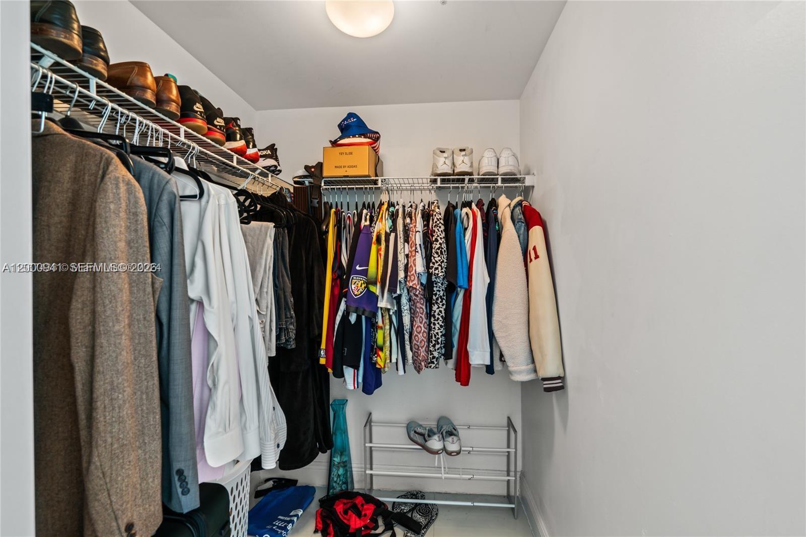 90 Southwest 3rd Street, Unit 2908 Miami, FL 33130 - Photo 16 of 27