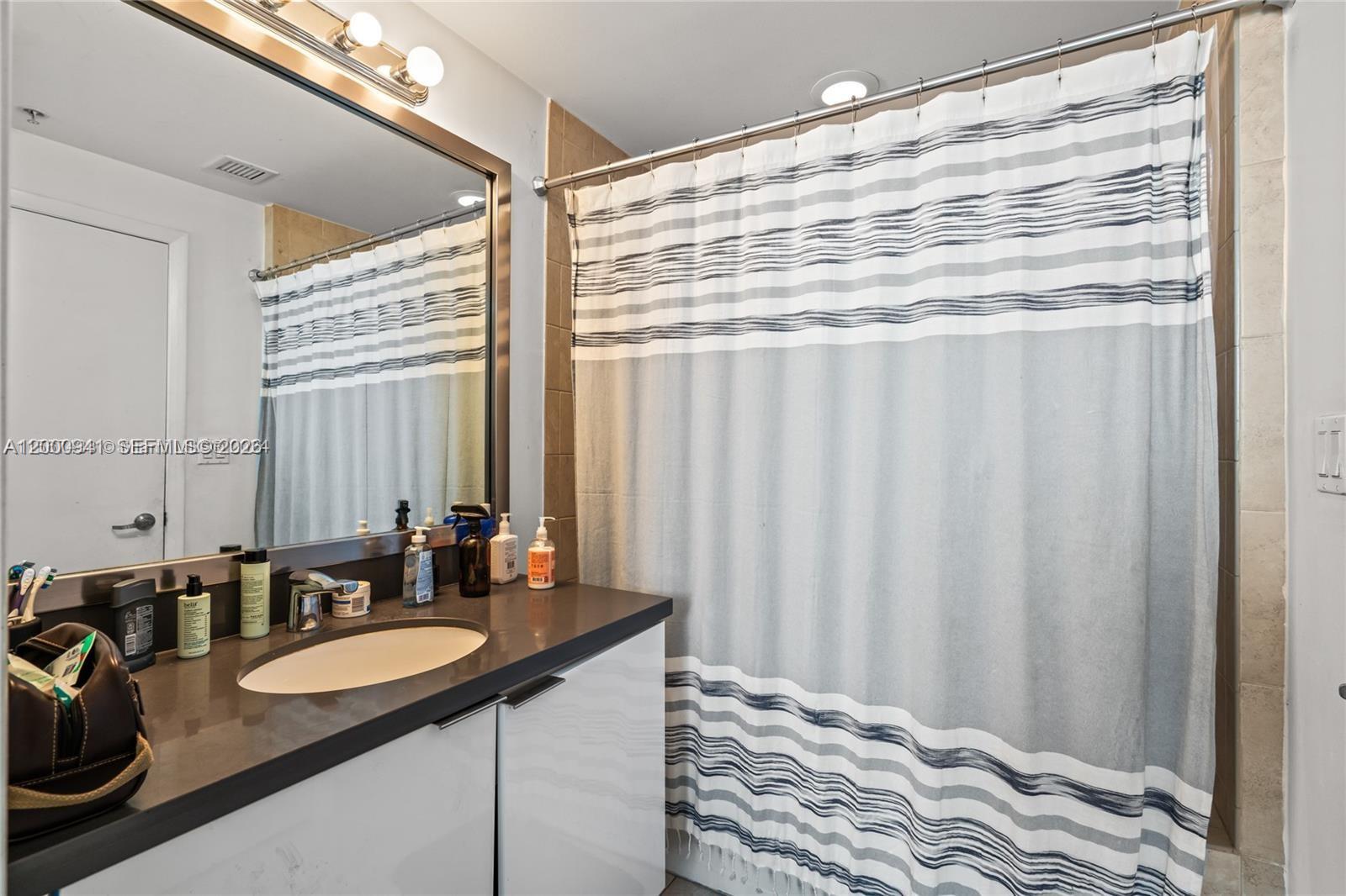 90 Southwest 3rd Street, Unit 2908 Miami, FL 33130 - Photo 22 of 27