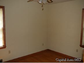 2433 South 5th Street Springfield, IL 62703 - Photo 4 of 8
