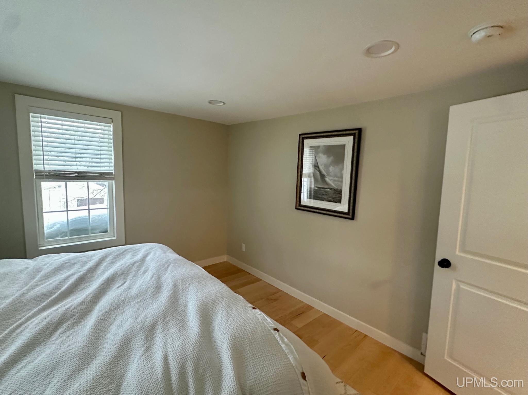 415 Kearsarge Street Calumet, MI 49913 - Photo 33 of 48