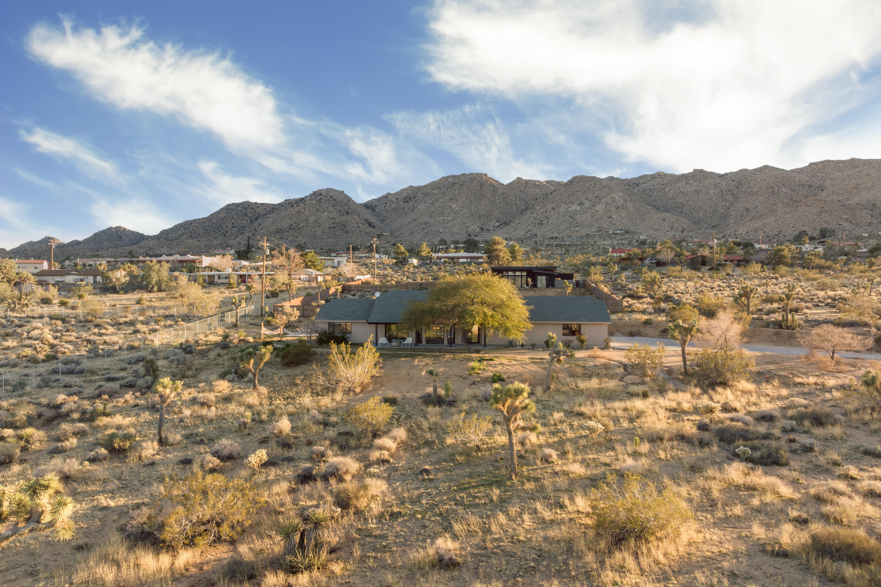 60633 Pueblo Trail Joshua Tree, CA 92252 - Photo 13 of 65 23-StaysYouLike_Zendo_House