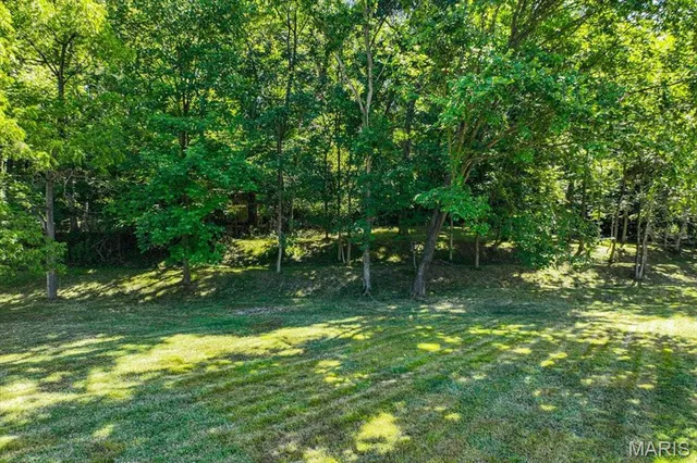 $399,000 | 13310 West Watson Road, Sunset Hills, MO 63127