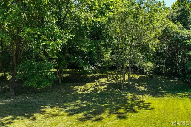 $399,000 | 13310 West Watson Road, Sunset Hills, MO 63127