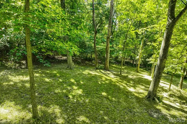 $399,000 | 13310 West Watson Road, Sunset Hills, MO 63127