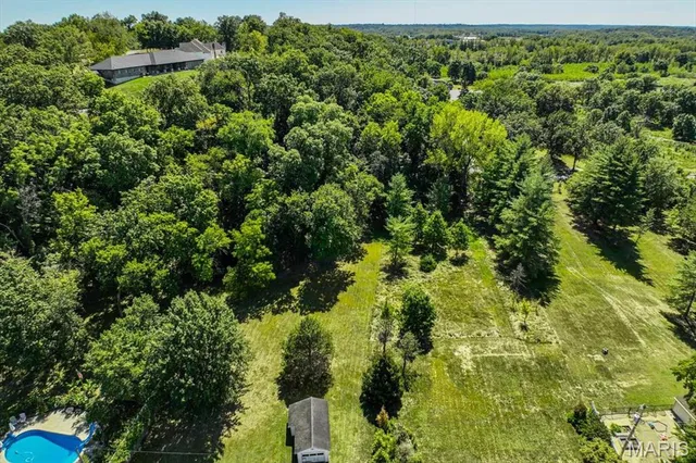 $399,000 | 13310 West Watson Road, Sunset Hills, MO 63127